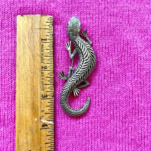 Vintage Silver Plated Salamander Brooch - Picture 9 of 11